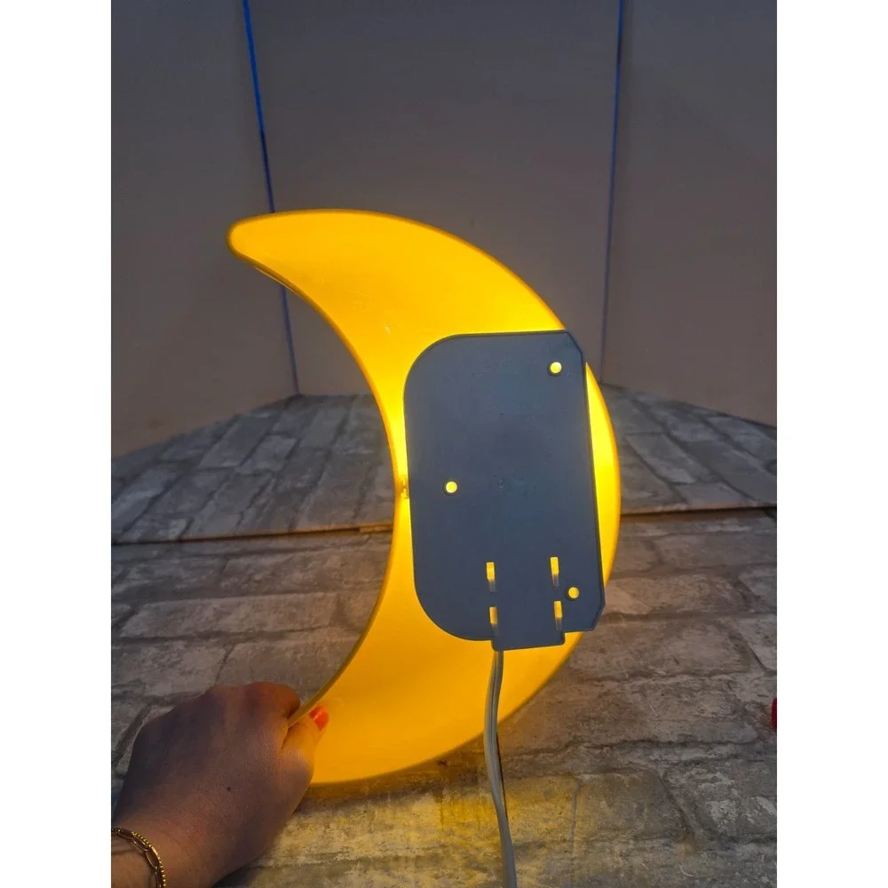 IKEA Smila Decorative Yellow Plastic Moon Shaped‎ Wall Sconce Wall Light